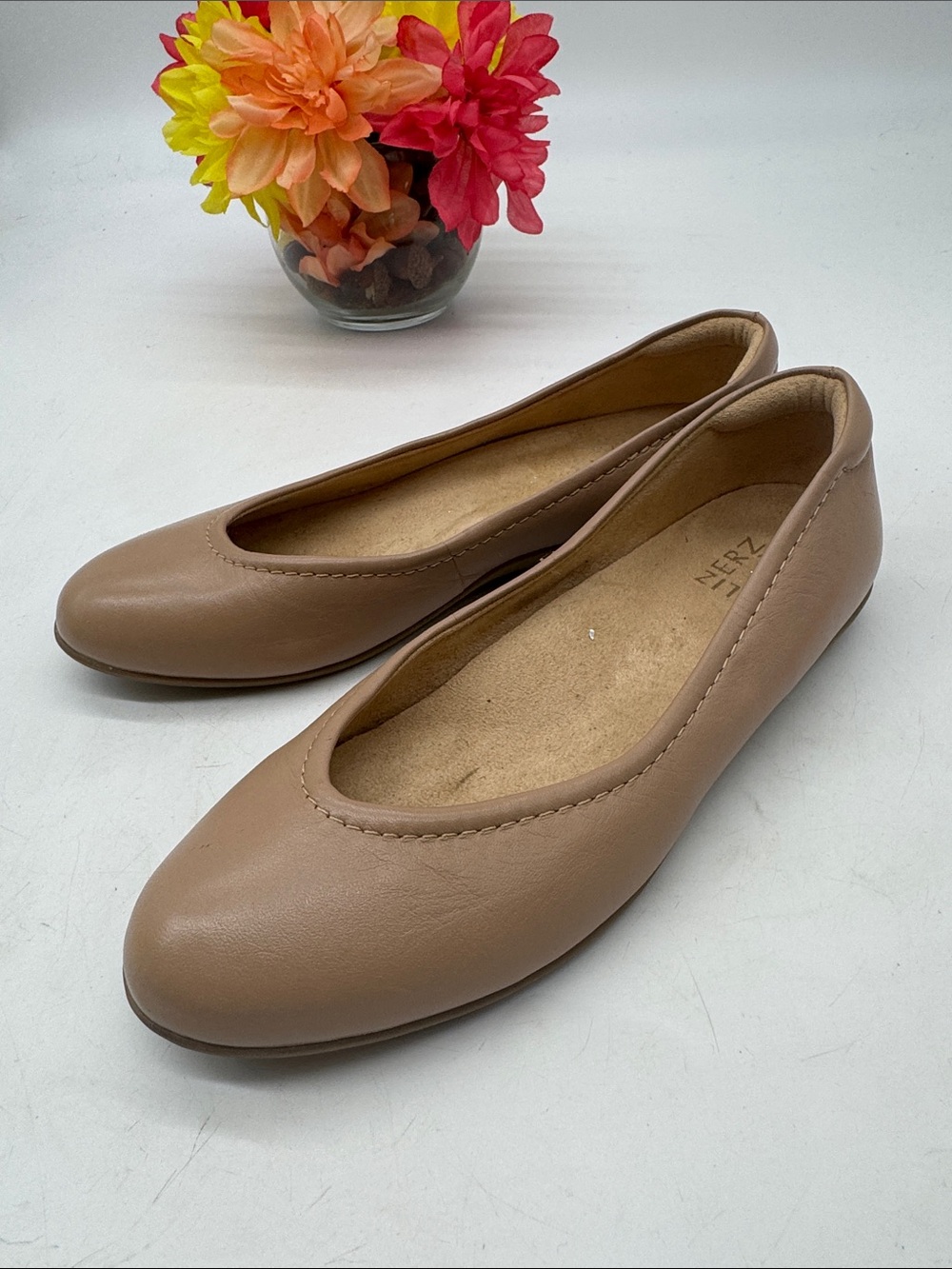Neutral Tan Leather Ballet Flats - Women Size 9
